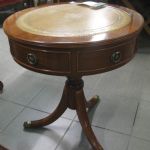 583 1821 LAMP TABLE